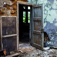 Neglected Construction Place Escape HTML5