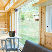 GenieFunGames Traveler Inside Escape