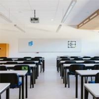 GenieFunGames Empty College Class Room Escape